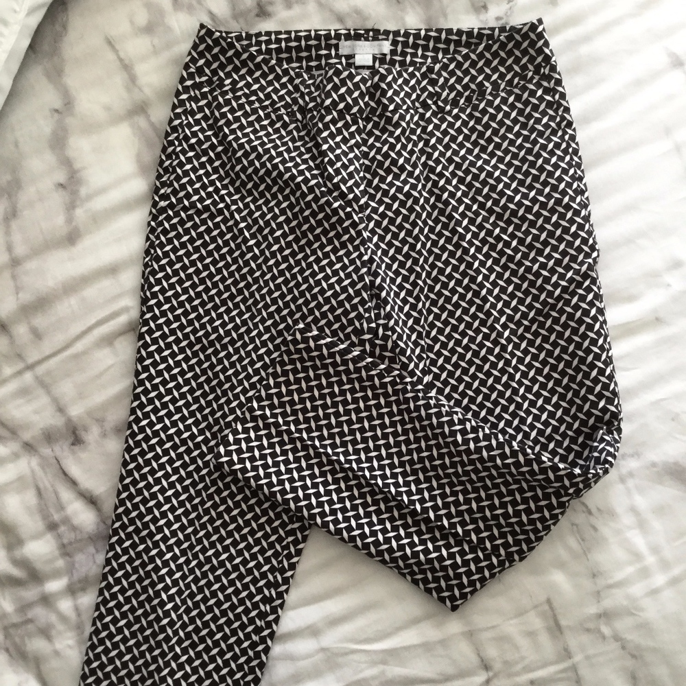 NEW YORK & CO STRETCH CAPRIS